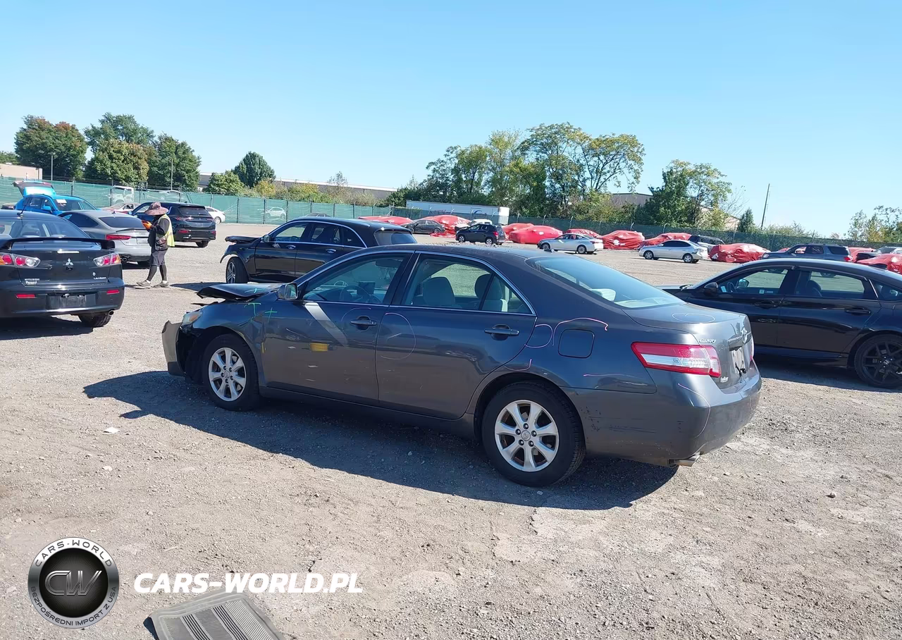 2011 Toyota Camry Le V6 VIN:4T1BK3EK9BU614681 - 3