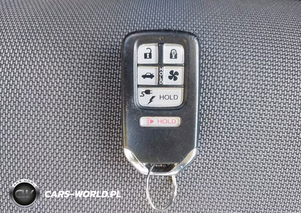 2018 Honda Clarity Plug-In Hybrid VIN:JHMZC5F19JC006552 - 11