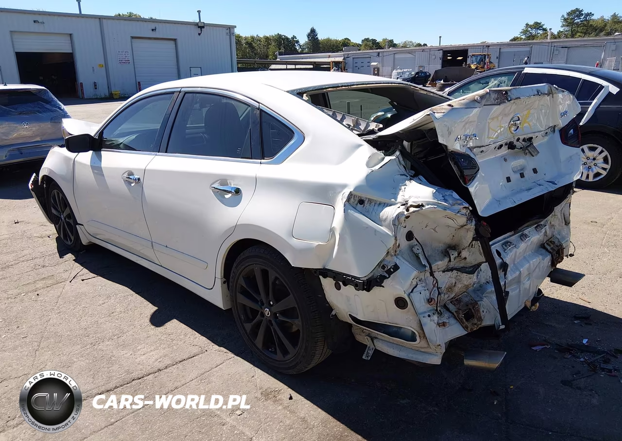 2017 Nissan Altima 2.5 Sr VIN:1N4AL3AP2HC175214 - 3