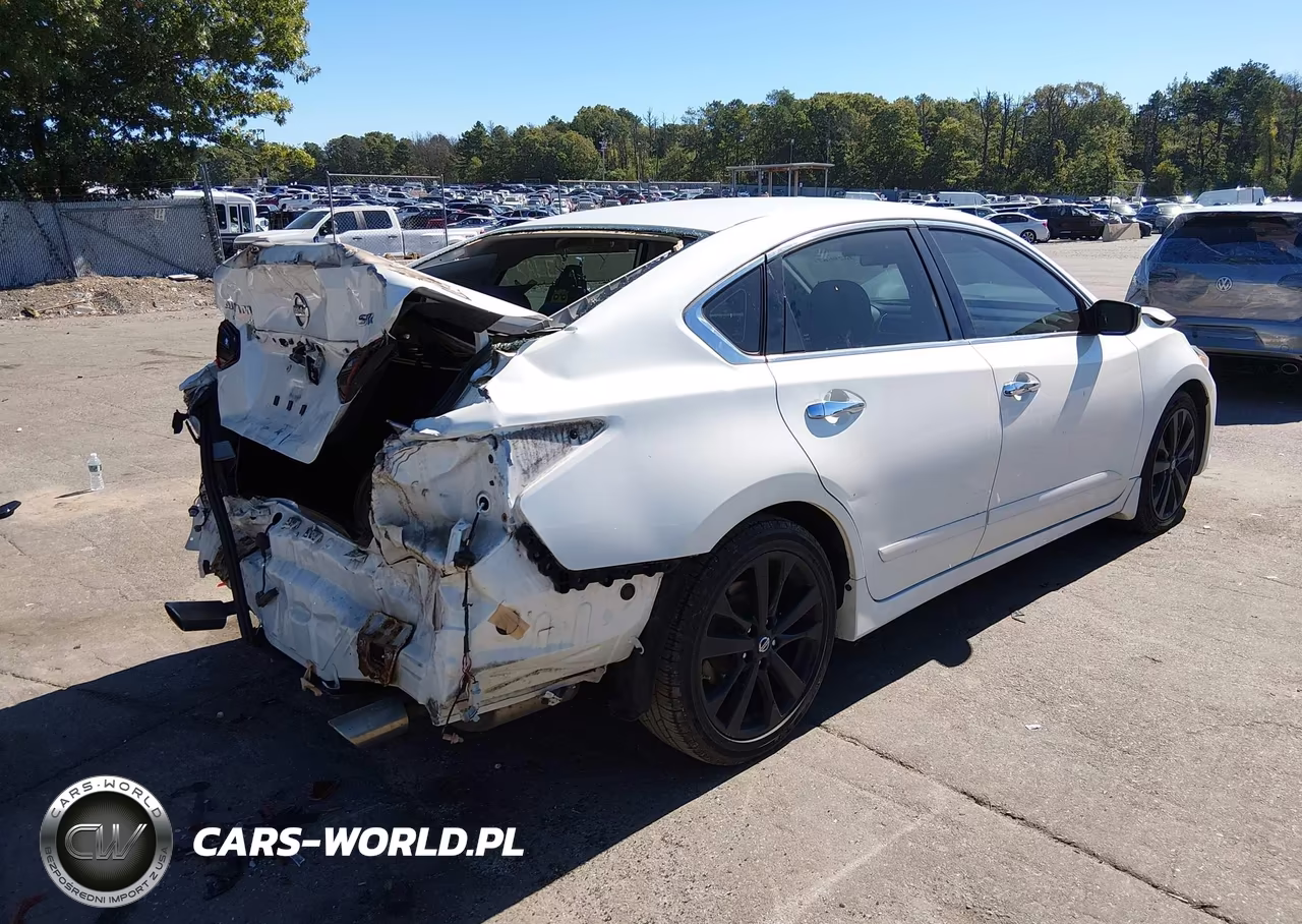 2017 Nissan Altima 2.5 Sr VIN:1N4AL3AP2HC175214 - 4