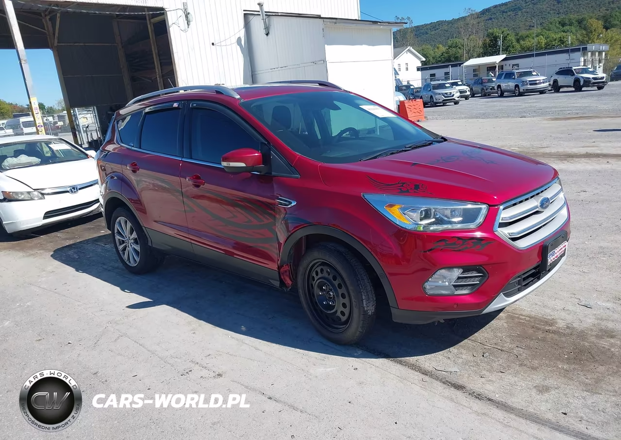 2018 Ford Escape Titanium – zdjęcie 1 z 17