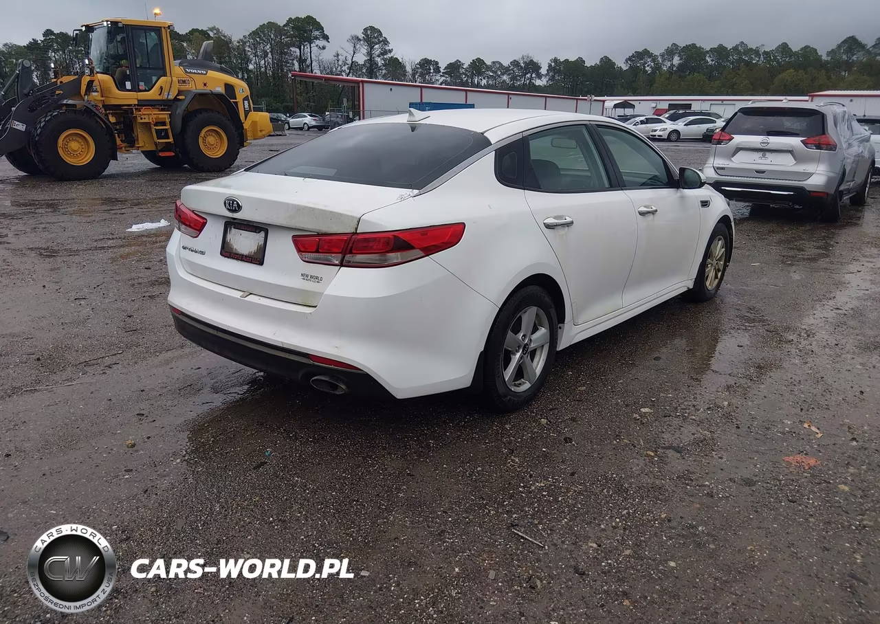 2016 Kia Optima Lx VIN:5XXGT4L32GG035926 - 4