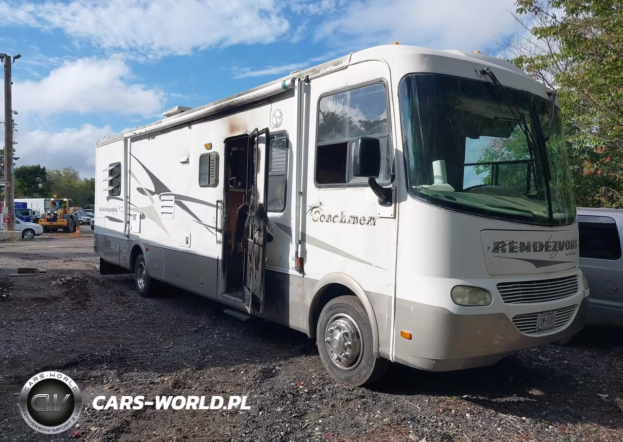 2003 Workhorse Custom Chassis Motorhome Chassis W22 – zdjęcie 1 z 10