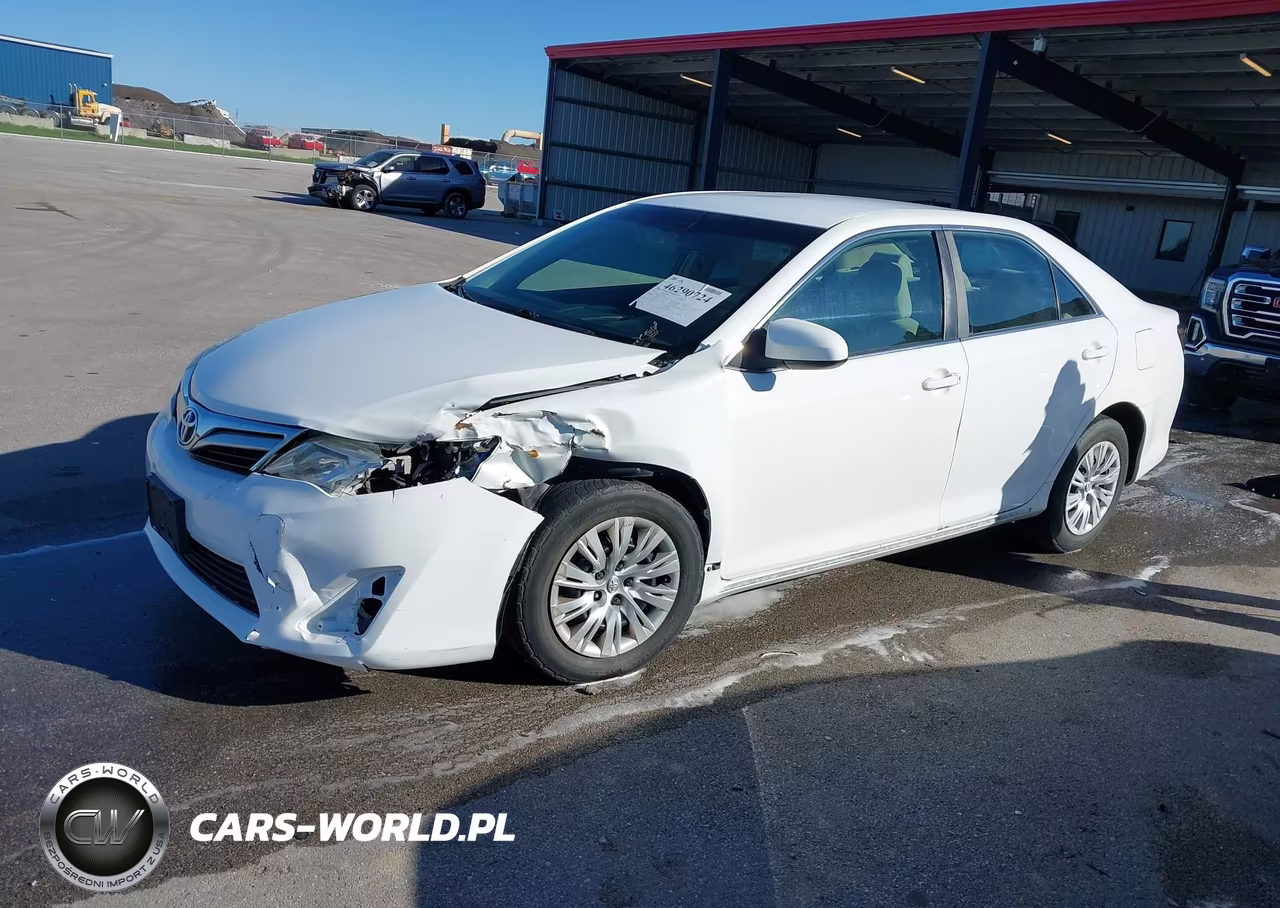 2014 Toyota Camry Le VIN:4T4BF1FK4ER355812 - 2