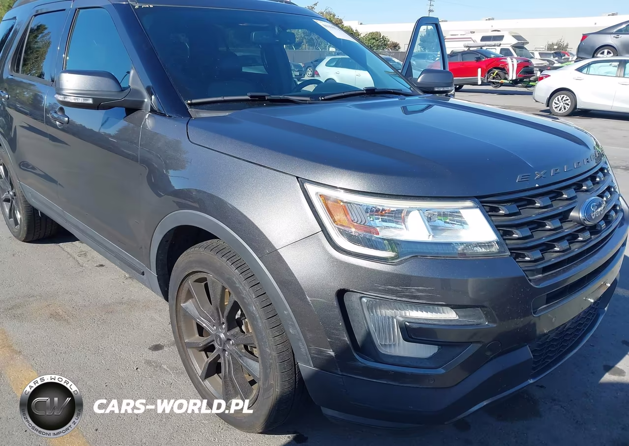 2017 Ford Explorer Xlt VIN:1FM5K8D87HGD90706 - 6