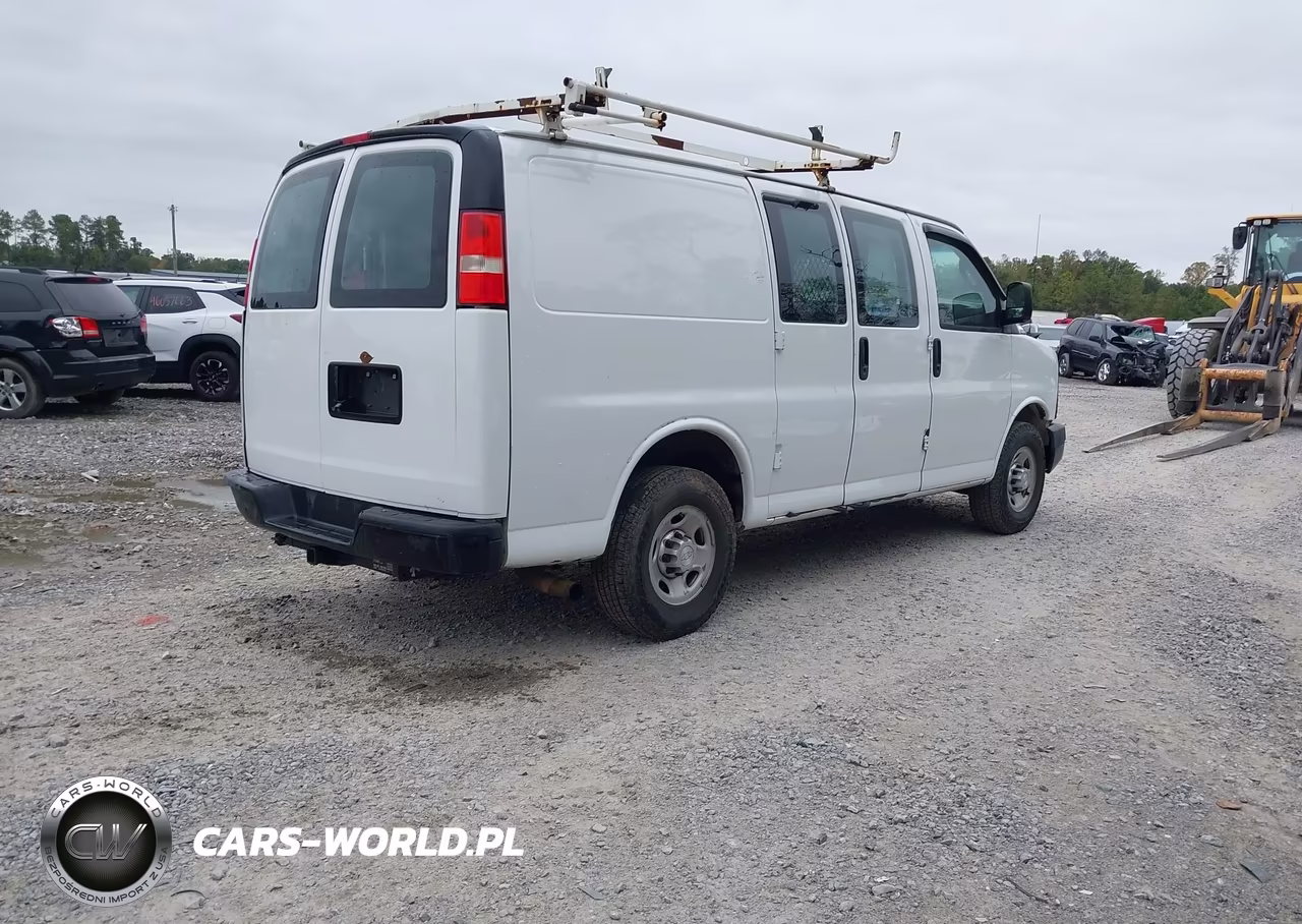 2016 Chevrolet Express 2500 Work Van VIN:1GCWGAFF8G1282559 - 4