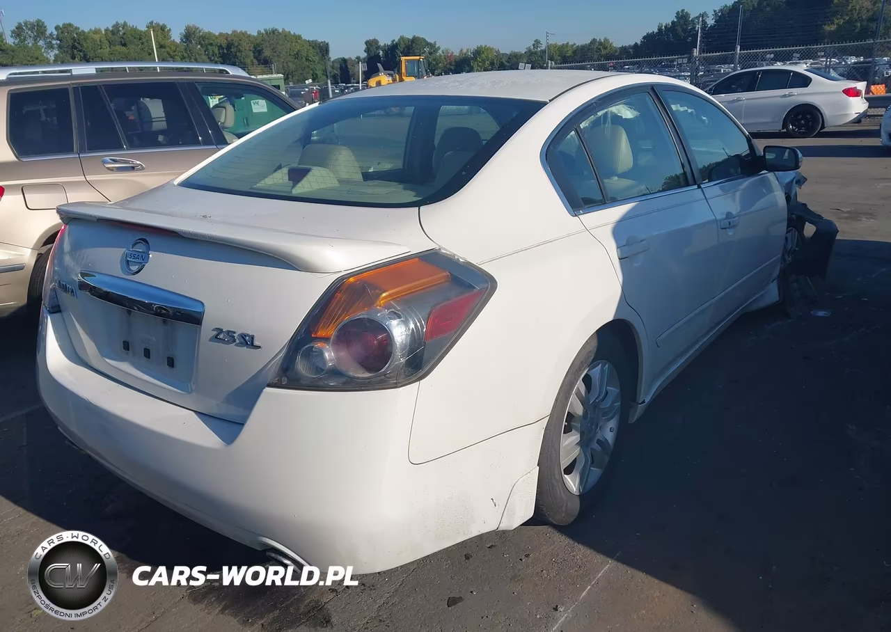 2011 Nissan Altima 2.5 S VIN:1N4AL2AP7BC116225 - 4