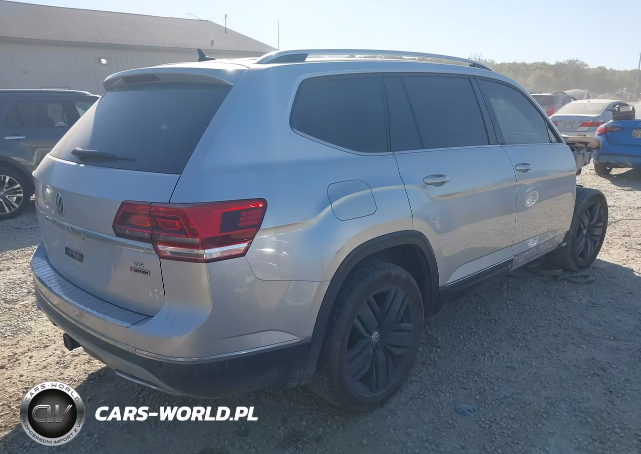 2018 Volkswagen Atlas 3.6L V6 Sel VIN:1V2MR2CA9JC576398 - 4