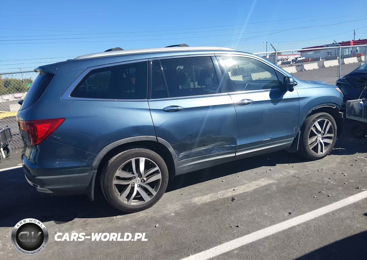 2016 Honda Pilot Touring VIN:5FNYF5H96GB008200 - 14