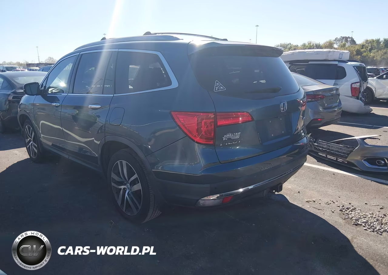 2016 Honda Pilot Touring VIN:5FNYF5H96GB008200 - 3