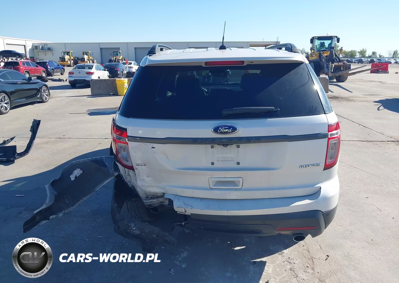 2015 Ford Explorer Xlt VIN:1FM5K7D85FGB30750 - 16
