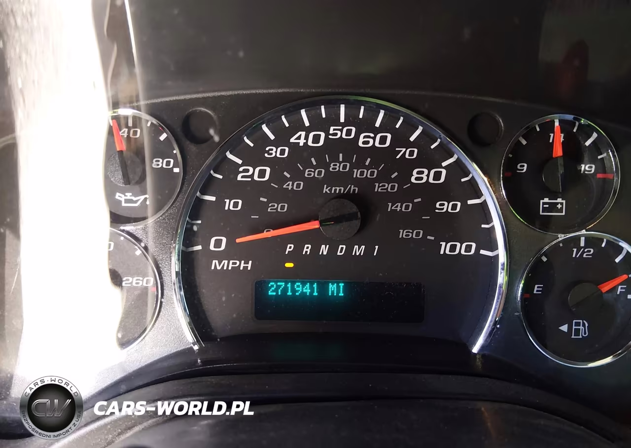 2011 Chevrolet Express 2500 Work Van VIN:1GCWGFCA4B1135136 - 7