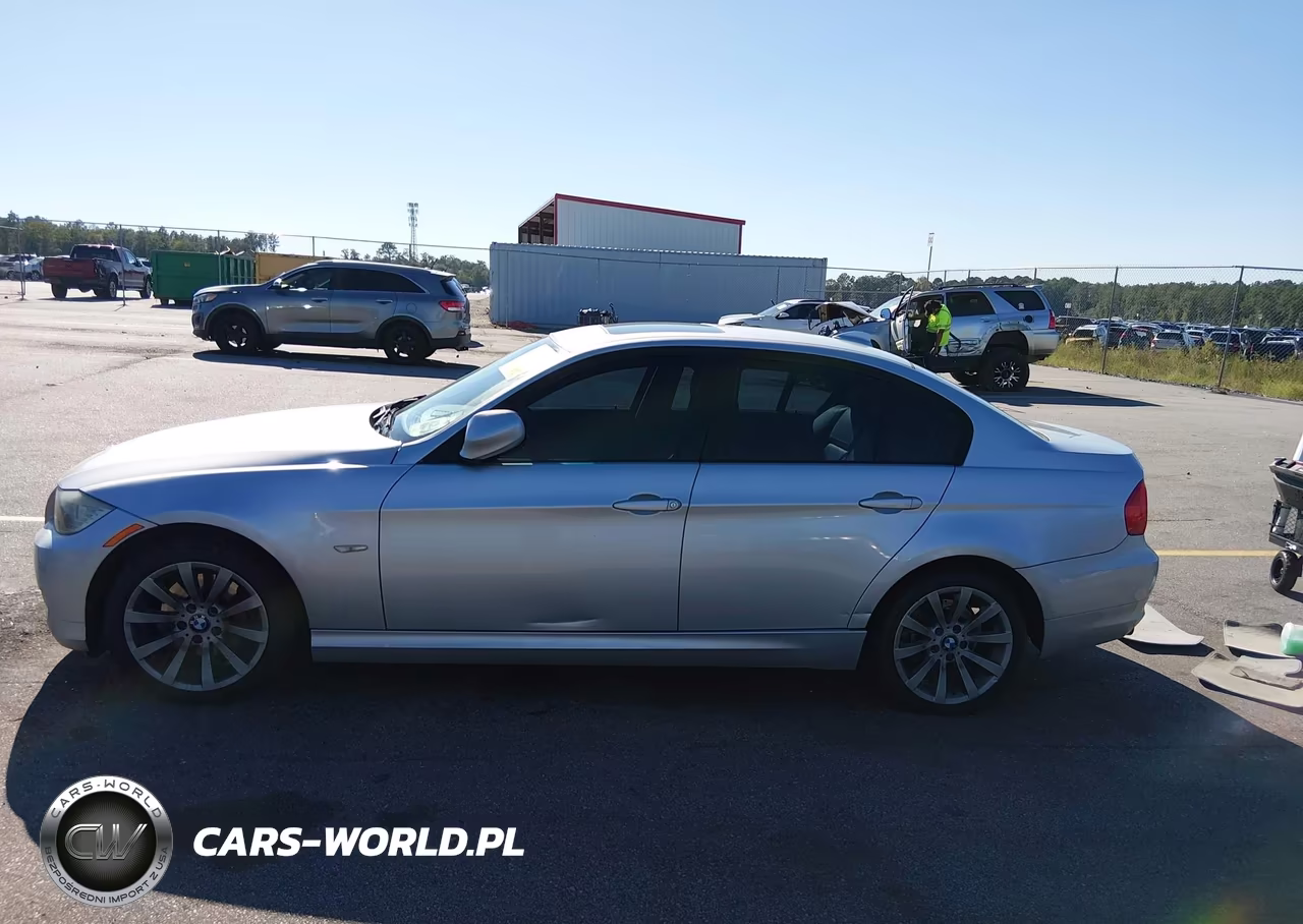 2011 BMW 328I VIN:WBAPH7C59BE851577 - 14