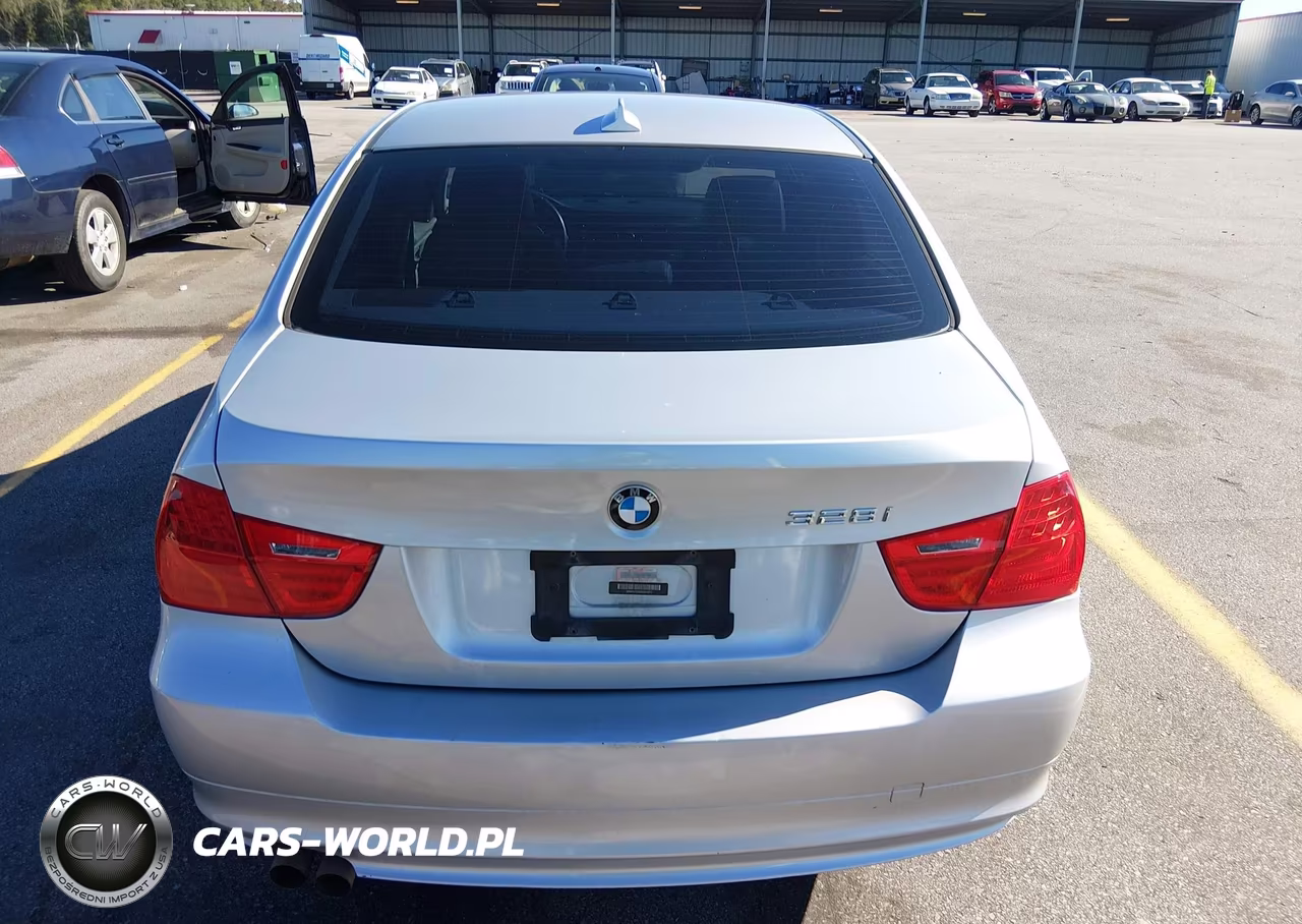 2011 BMW 328I VIN:WBAPH7C59BE851577 - 16