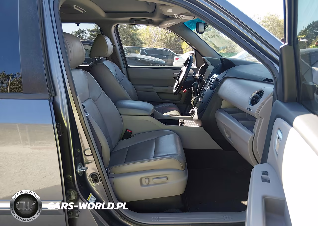 2012 Honda Pilot Touring VIN:5FNYF3H90CB021829 - 5