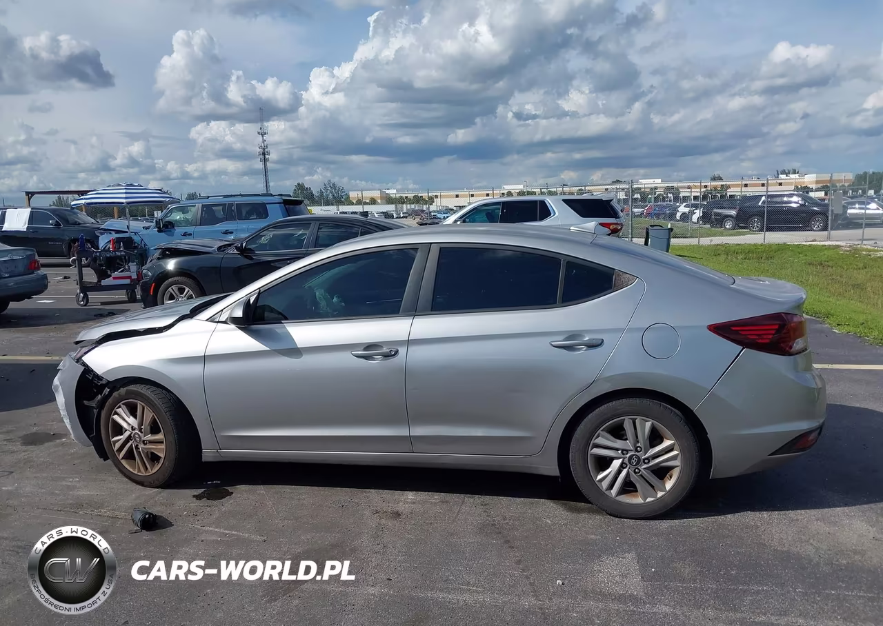 2020 Hyundai Elantra Sel VIN:5NPD84LF0LH627712 - 14