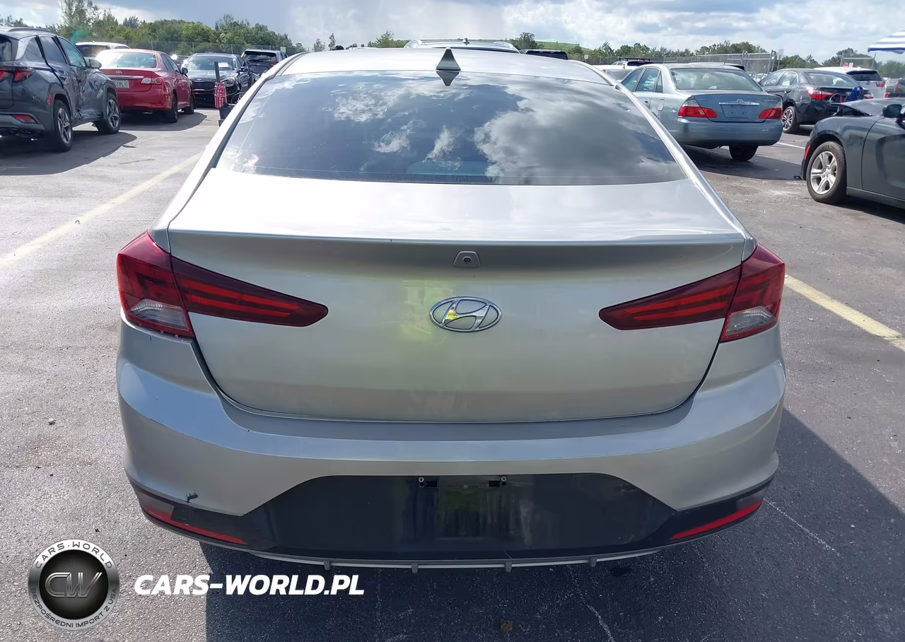 2020 Hyundai Elantra Sel VIN:5NPD84LF0LH627712 - 16