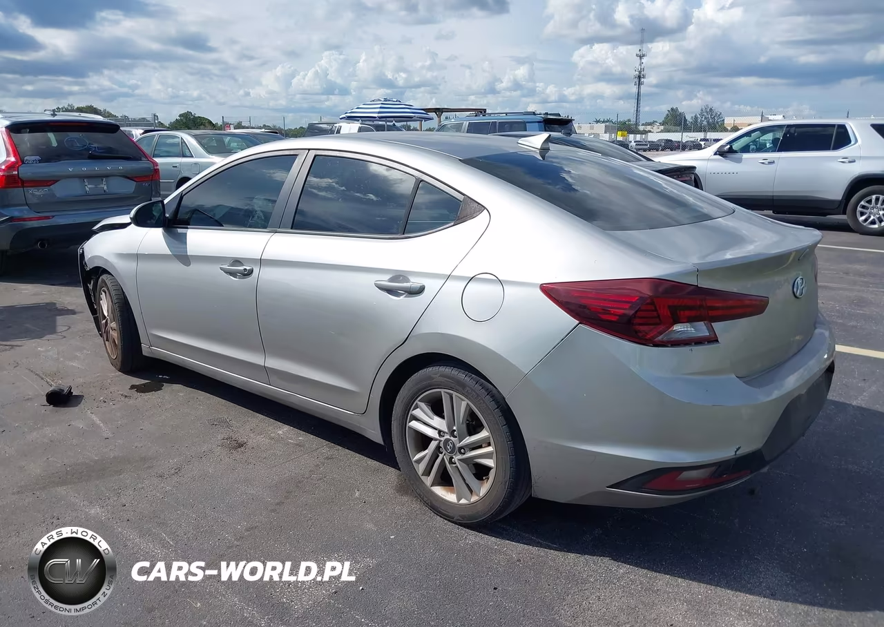 2020 Hyundai Elantra Sel VIN:5NPD84LF0LH627712 - 3