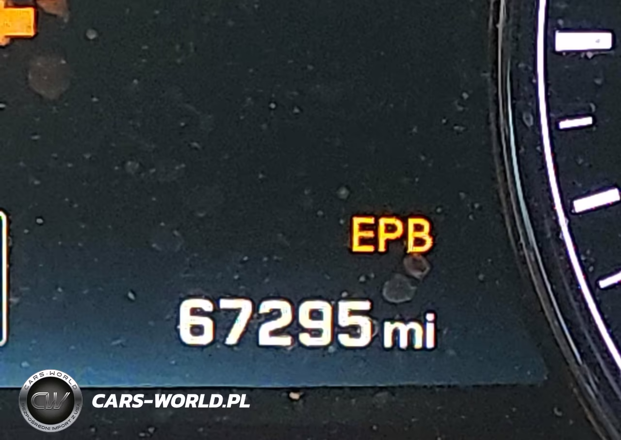 2015 Hyundai Genesis 3.8 VIN:KMHGN4JE9FU072992 - 16