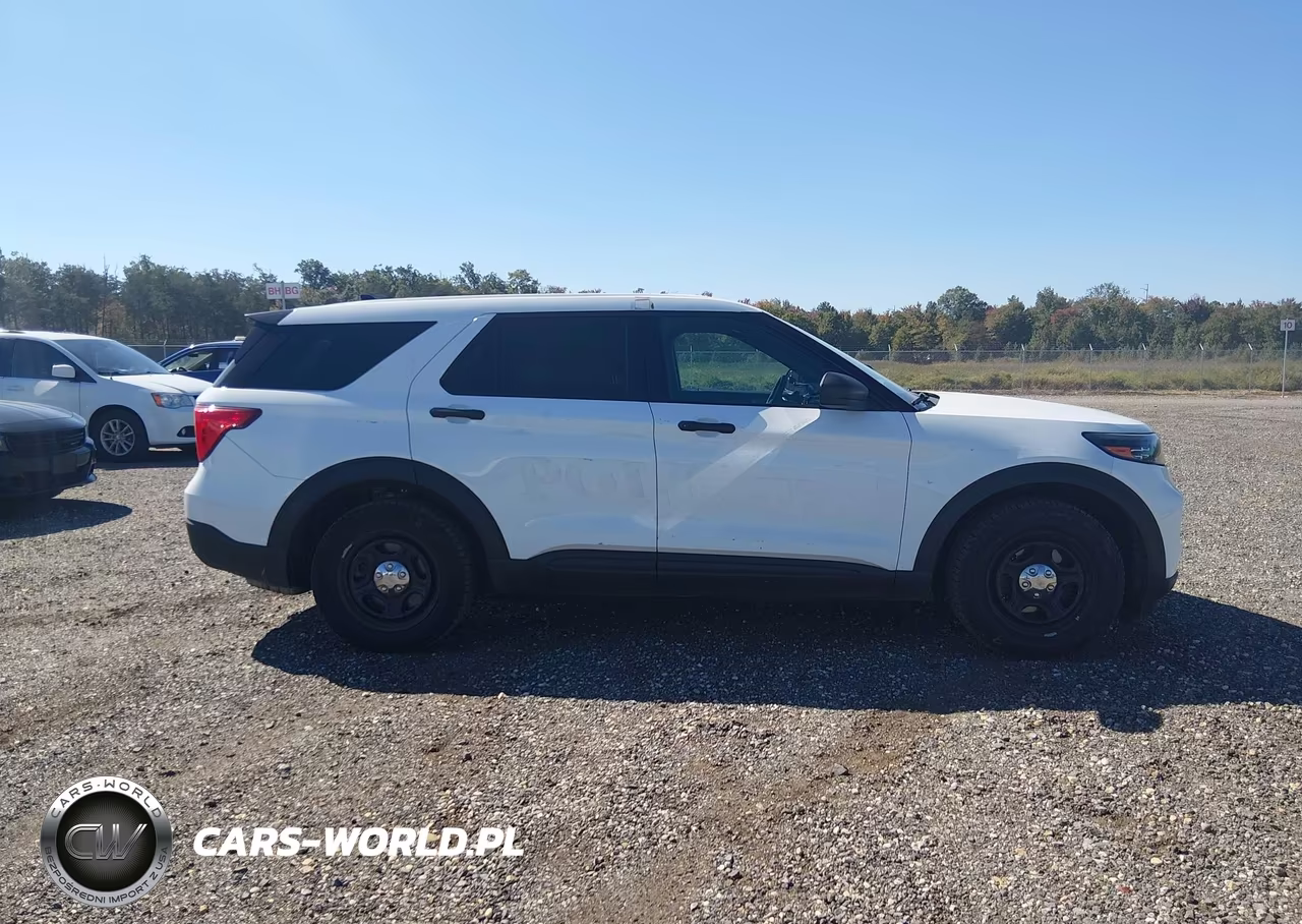 2020 Ford Police Interceptor Utility VIN:1FM5K8AB1LGC70358 - 14