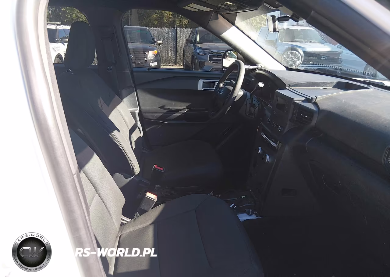 2020 Ford Police Interceptor Utility VIN:1FM5K8AB1LGC70358 - 5