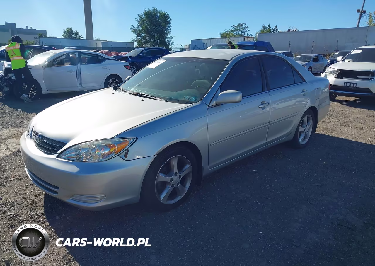 2002 Toyota Camry Le VIN:4T1BE32K82U091584 - 2
