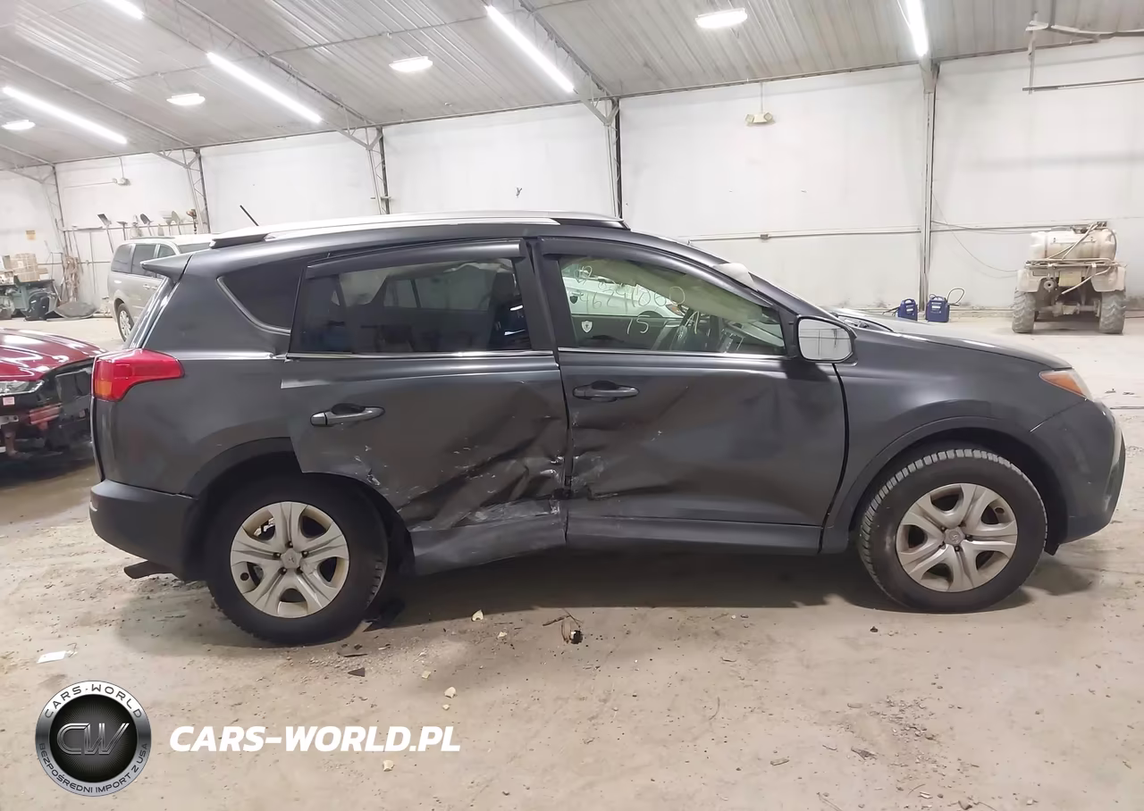 2015 Toyota Rav4 Le VIN:JTMBFREV4FD123172 - 13
