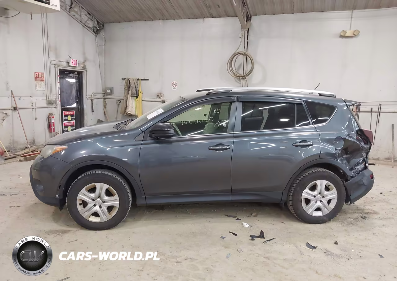 2015 Toyota Rav4 Le VIN:JTMBFREV4FD123172 - 14