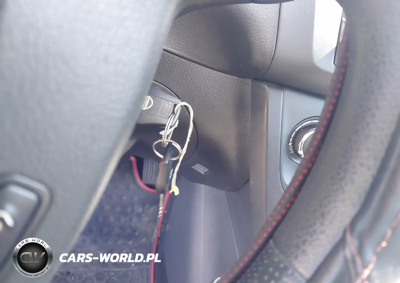 2018 Nissan Sentra S VIN:3N1AB7APXJY317524 - 11