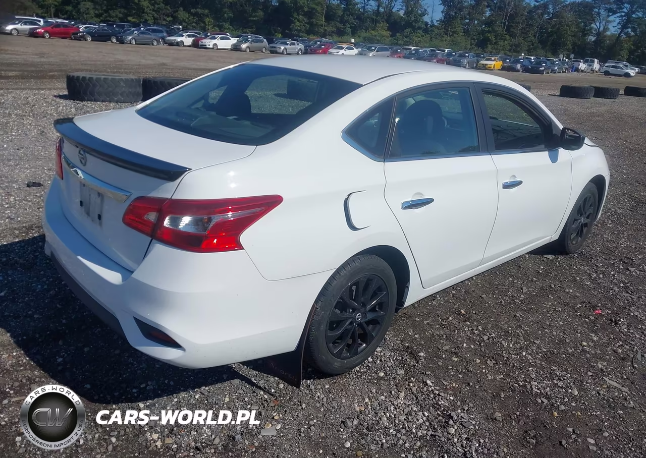 2018 Nissan Sentra S VIN:3N1AB7APXJY317524 - 4