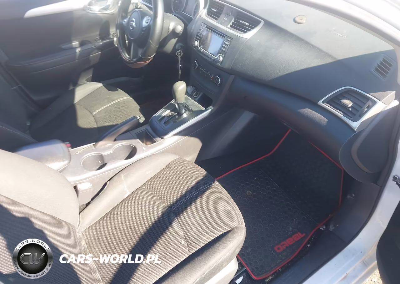 2018 Nissan Sentra S VIN:3N1AB7APXJY317524 - 5
