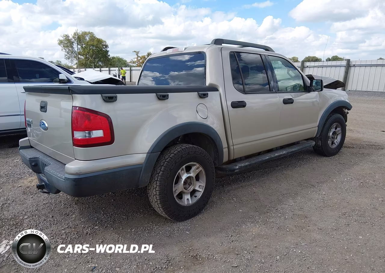 2007 Ford Explorer Sport Trac Xlt VIN:1FMEU31K97UA00458 - 4