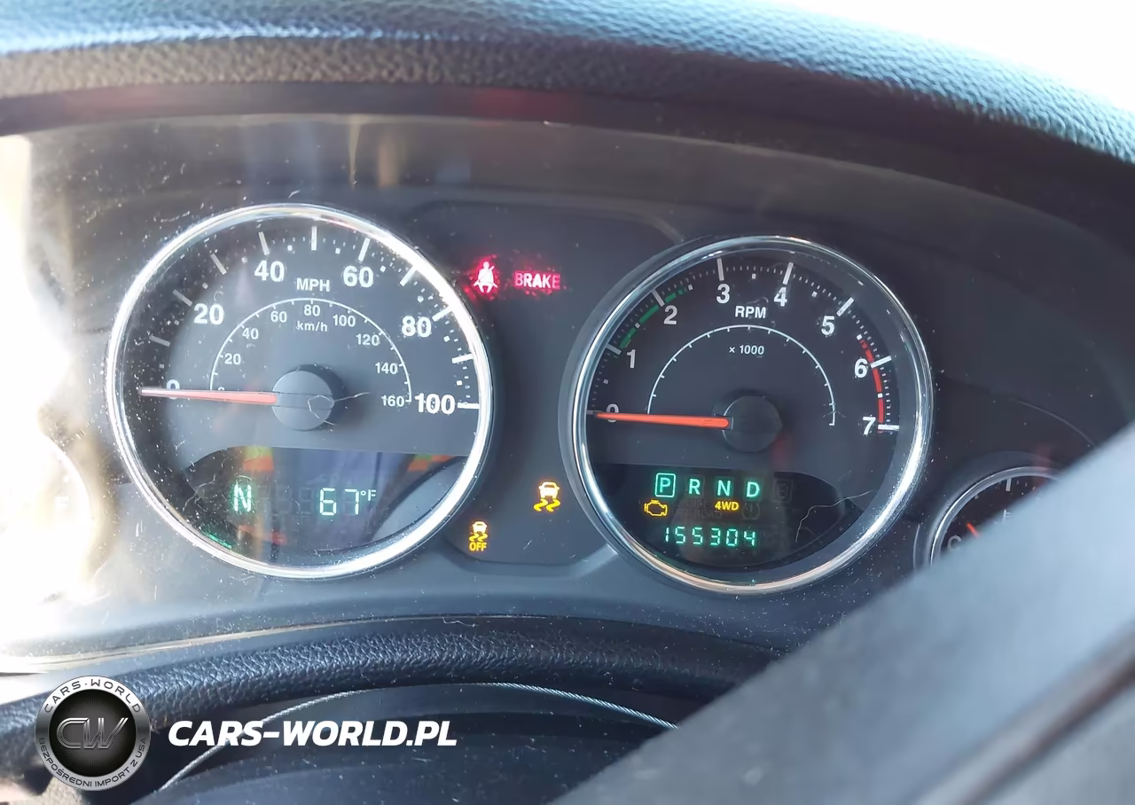 2011 Jeep Wrangler Unlimited Sport VIN:1J4BA3H18BL528823 - 7