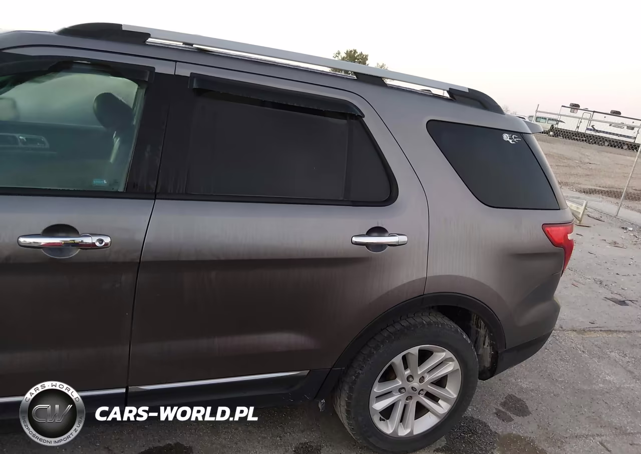 2012 Ford Explorer Xlt VIN:1FMHK7D91CGA15984 - 13