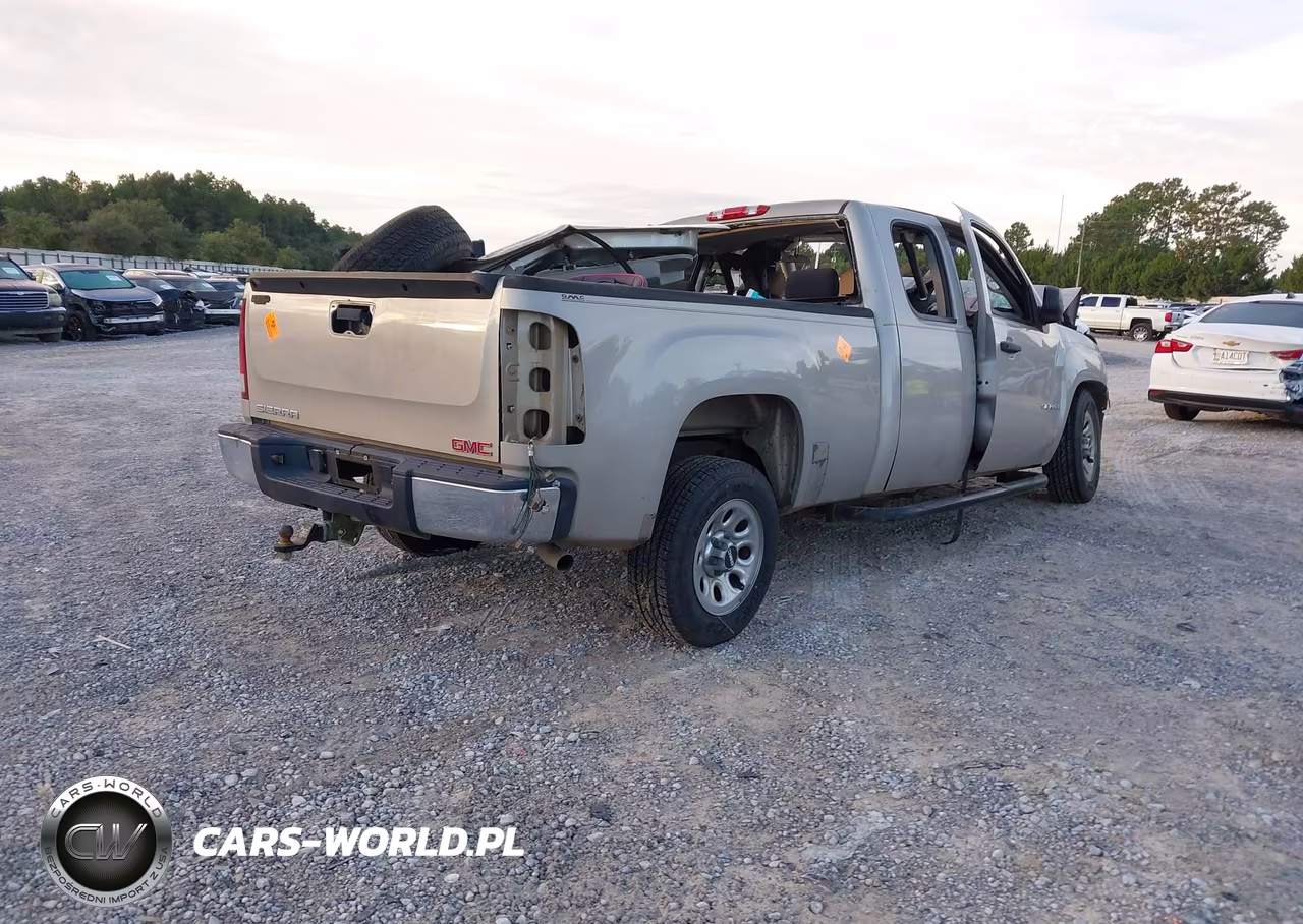 2007 GMC Sierra 1500 Work Truck VIN:1GTEC19C67Z613357 - 4