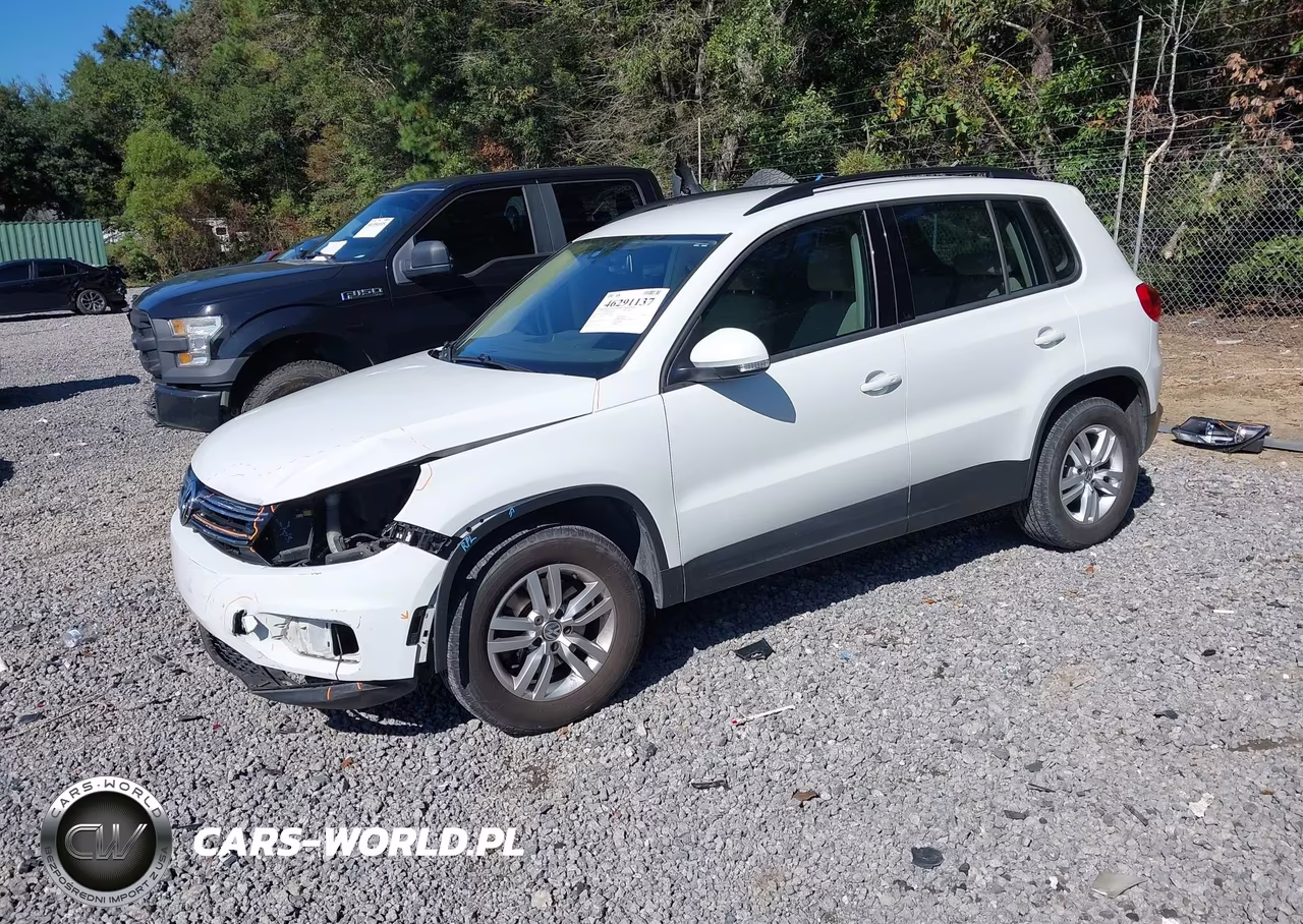 2017 Volkswagen Tiguan 2.0T-2.0T S VIN:WVGAV7AXXHK026398 - 2