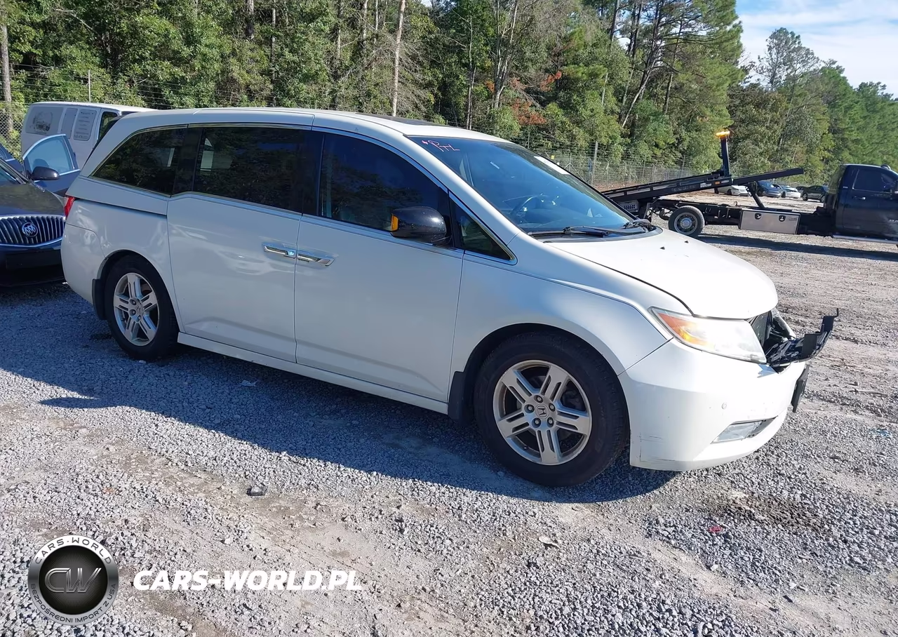 2013 Honda Odyssey Touring-Touring Elite