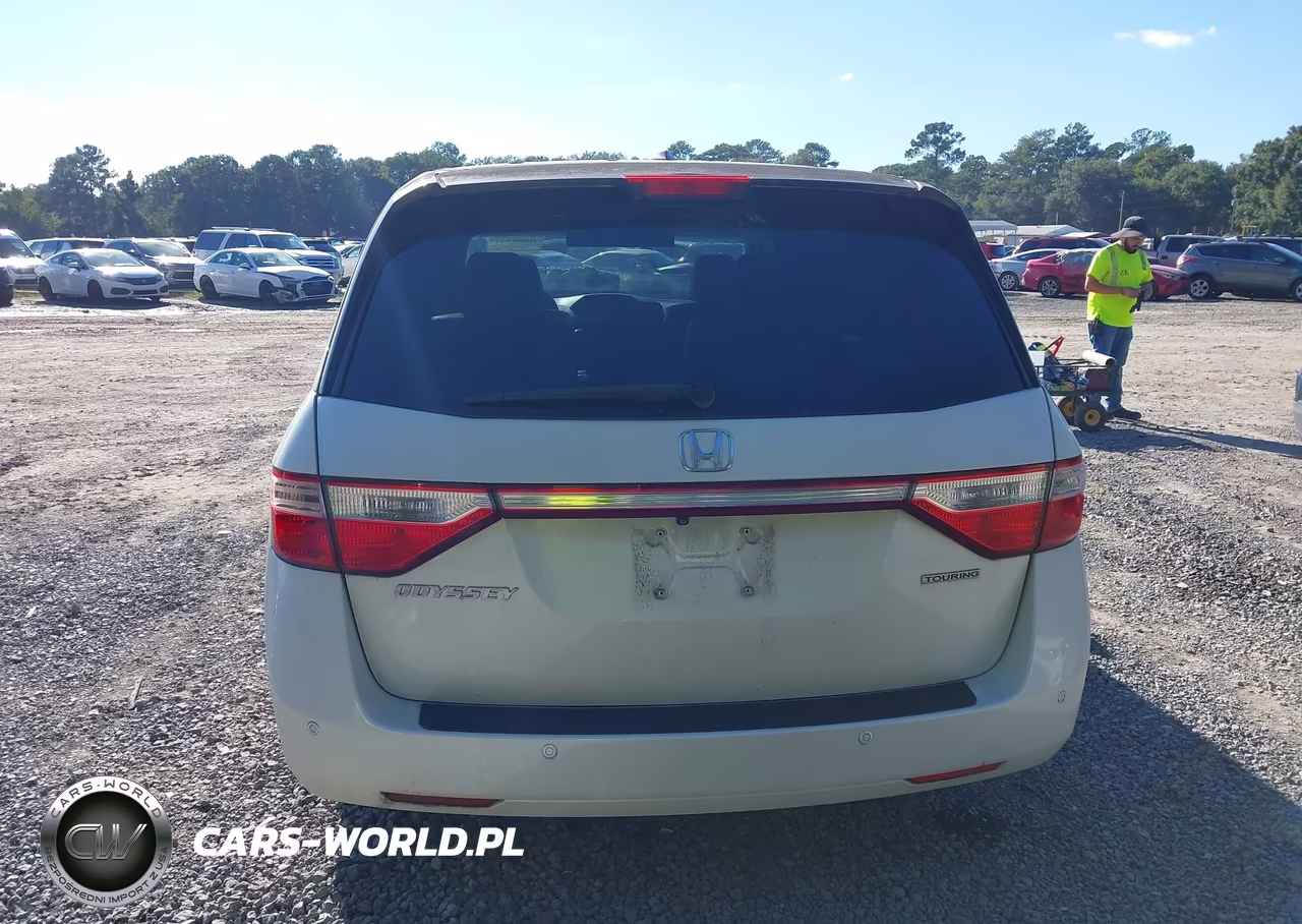 2013 Honda Odyssey Touring-Touring Elite VIN:5FNRL5H96DB081768 - 16