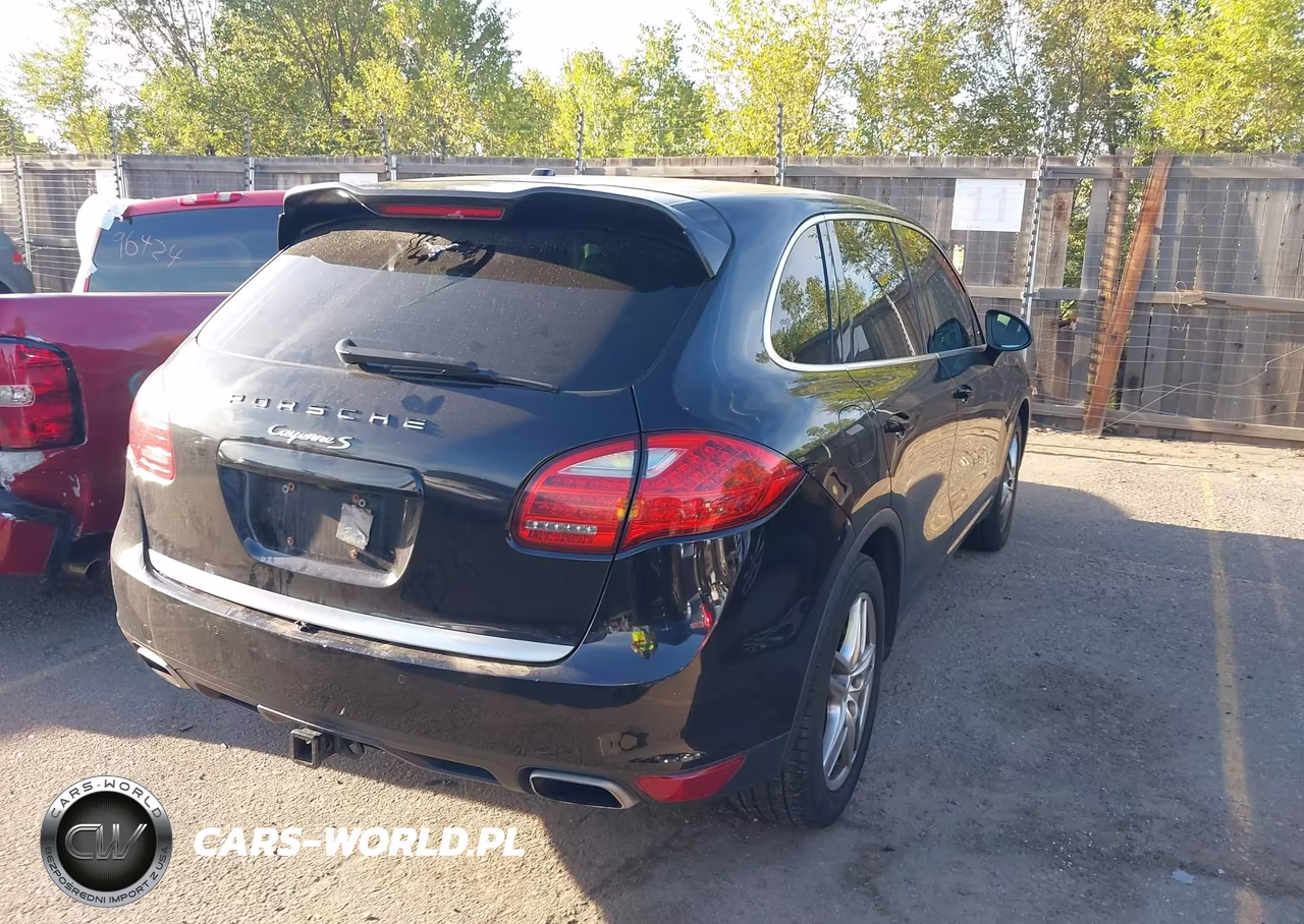 2012 Porsche Cayenne S VIN:WP1AB2A28CLA40158 - 4