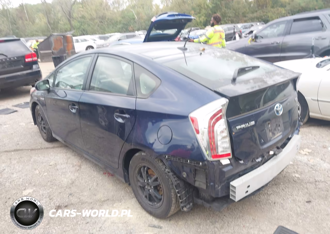 2013 Toyota Prius Four VIN:JTDKN3DU2D1671856 - 3