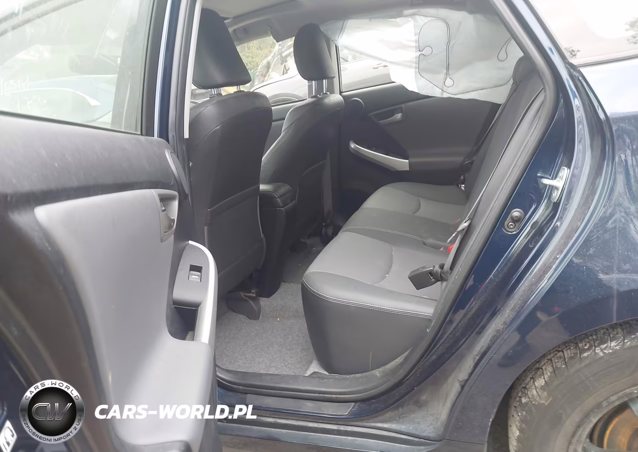 2013 Toyota Prius Four VIN:JTDKN3DU2D1671856 - 8