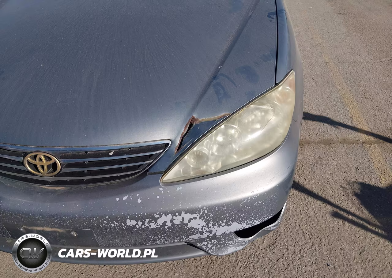 2005 Toyota Camry Xle VIN:4T1BE32K15U628347 - 14