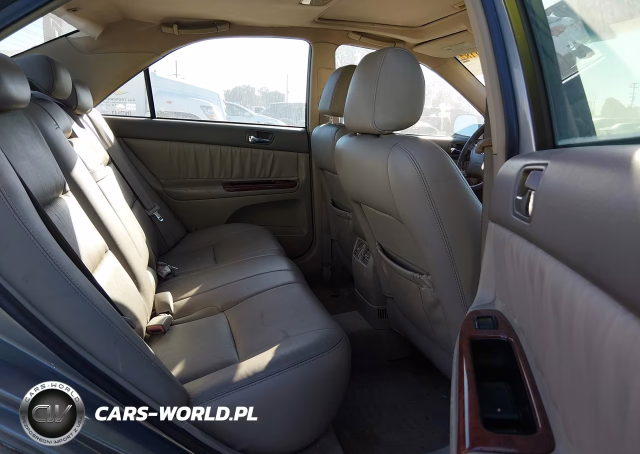 2005 Toyota Camry Xle VIN:4T1BE32K15U628347 - 8