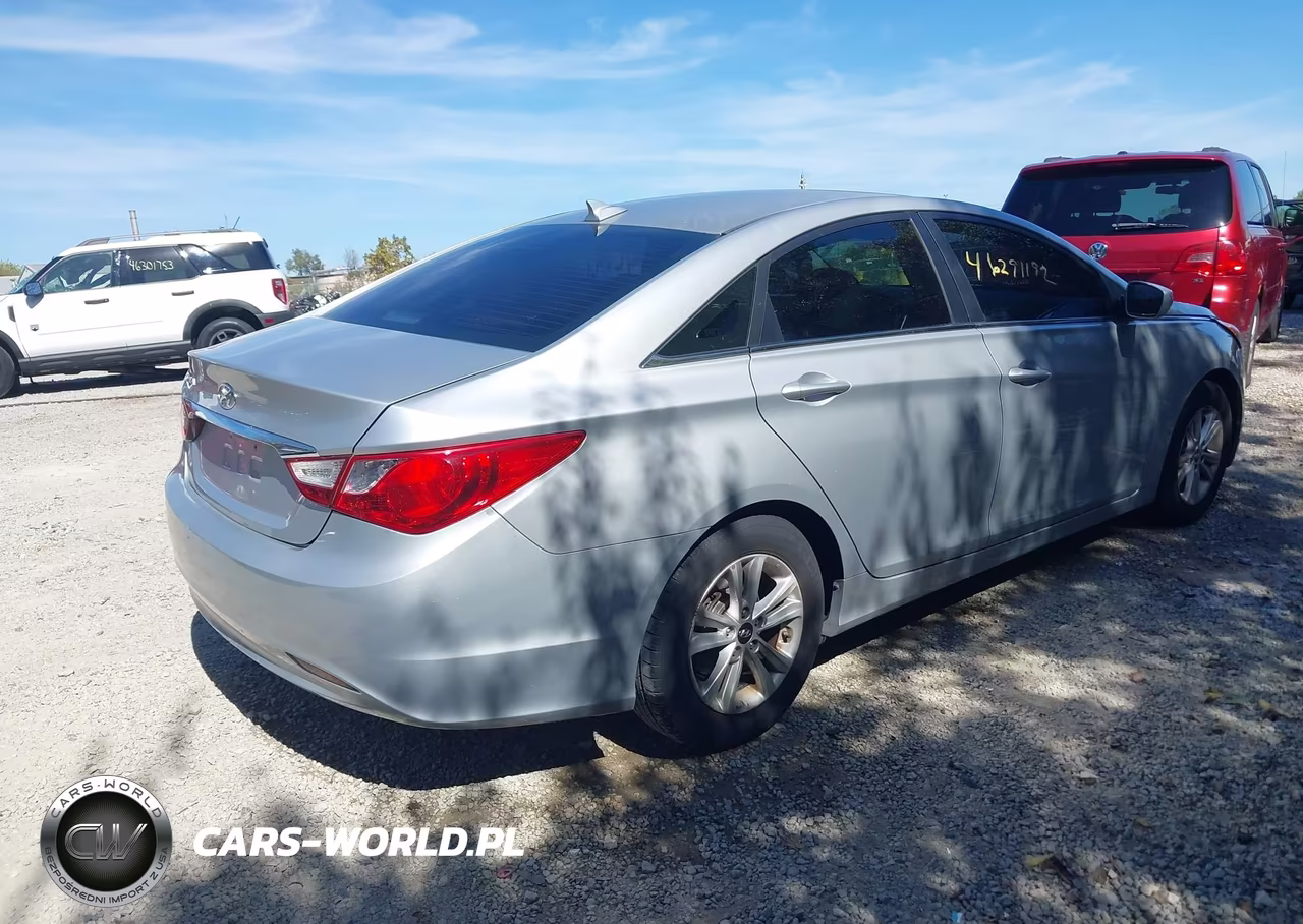 2013 Hyundai Sonata Gls VIN:5NPEB4ACXDH757612 - 4