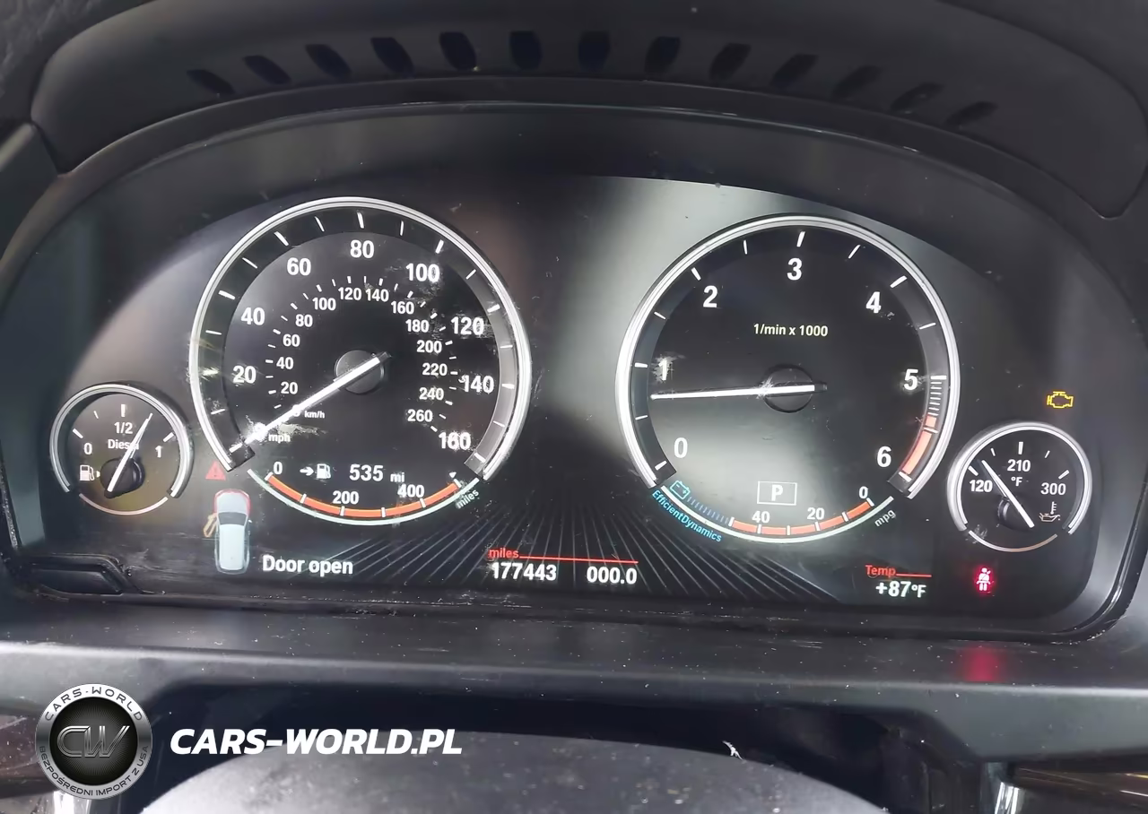 2015 BMW X5 xDrive35D VIN:5UXKS4C56F0N09180 - 7