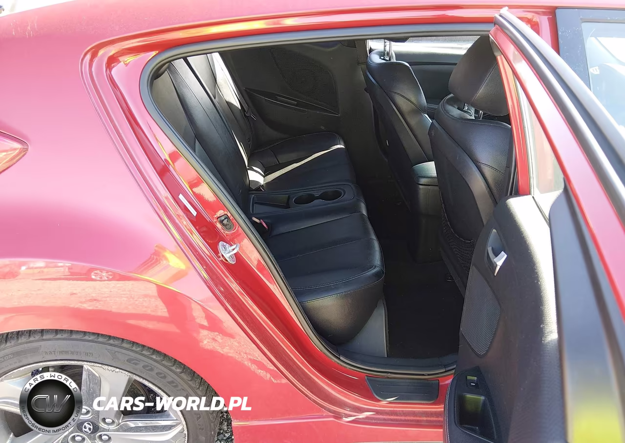 2013 Hyundai Veloster Turbo W-Black VIN:KMHTC6AEXDU095789 - 8