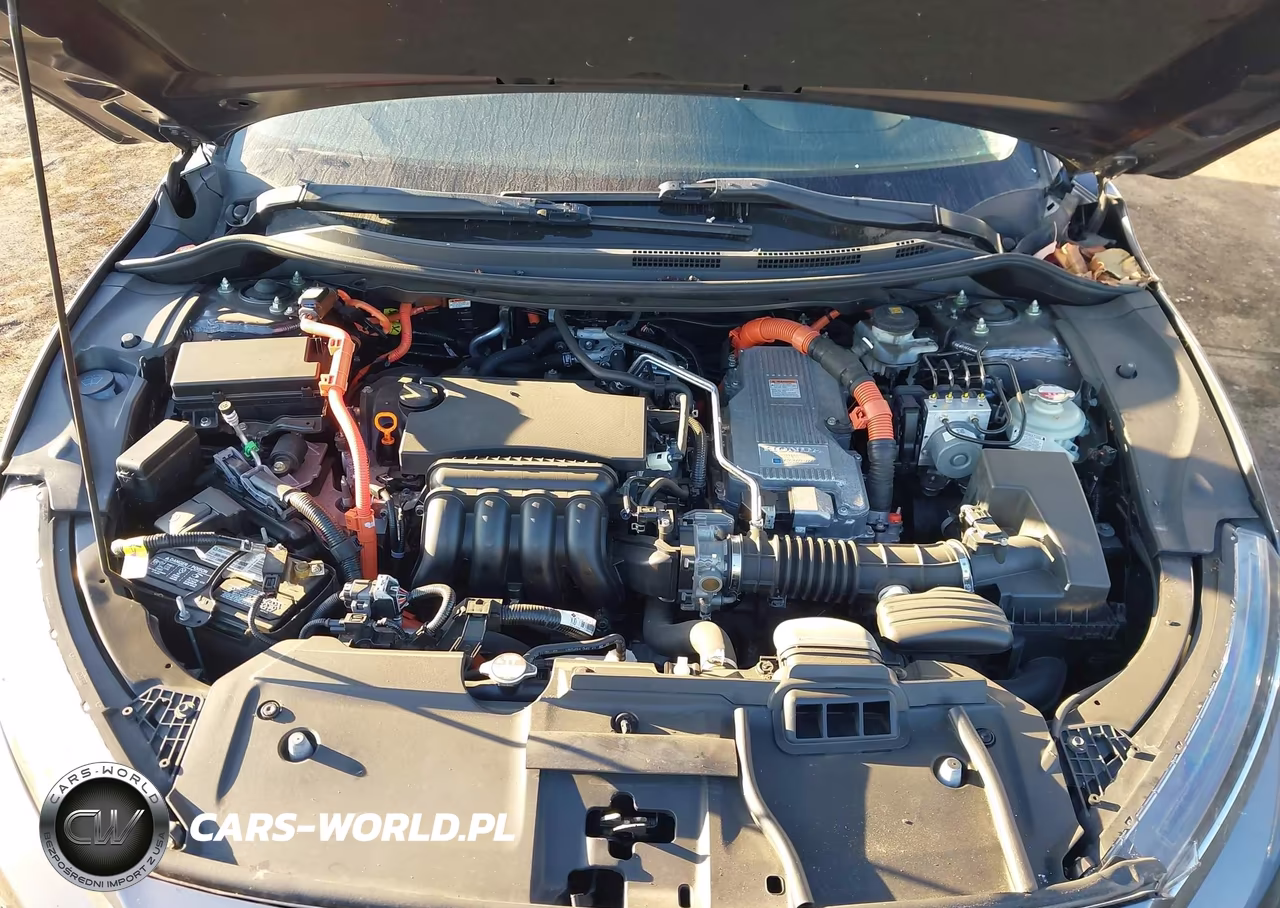 2018 Honda Clarity Plug-In Hybrid VIN:JHMZC5F10JC000140 - 10