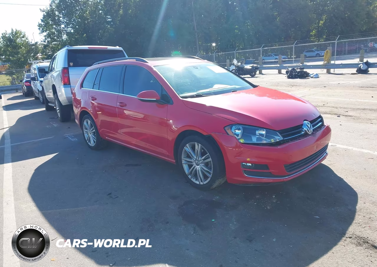 2015 Volkswagen Golf Sportwagen Tdi Se 4-Door