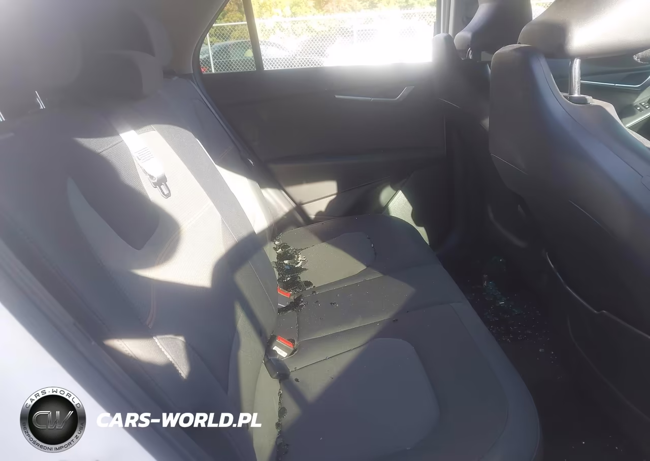 2024 Kia Niro Lx VIN:KNDCP3LEXR5133642 - 8