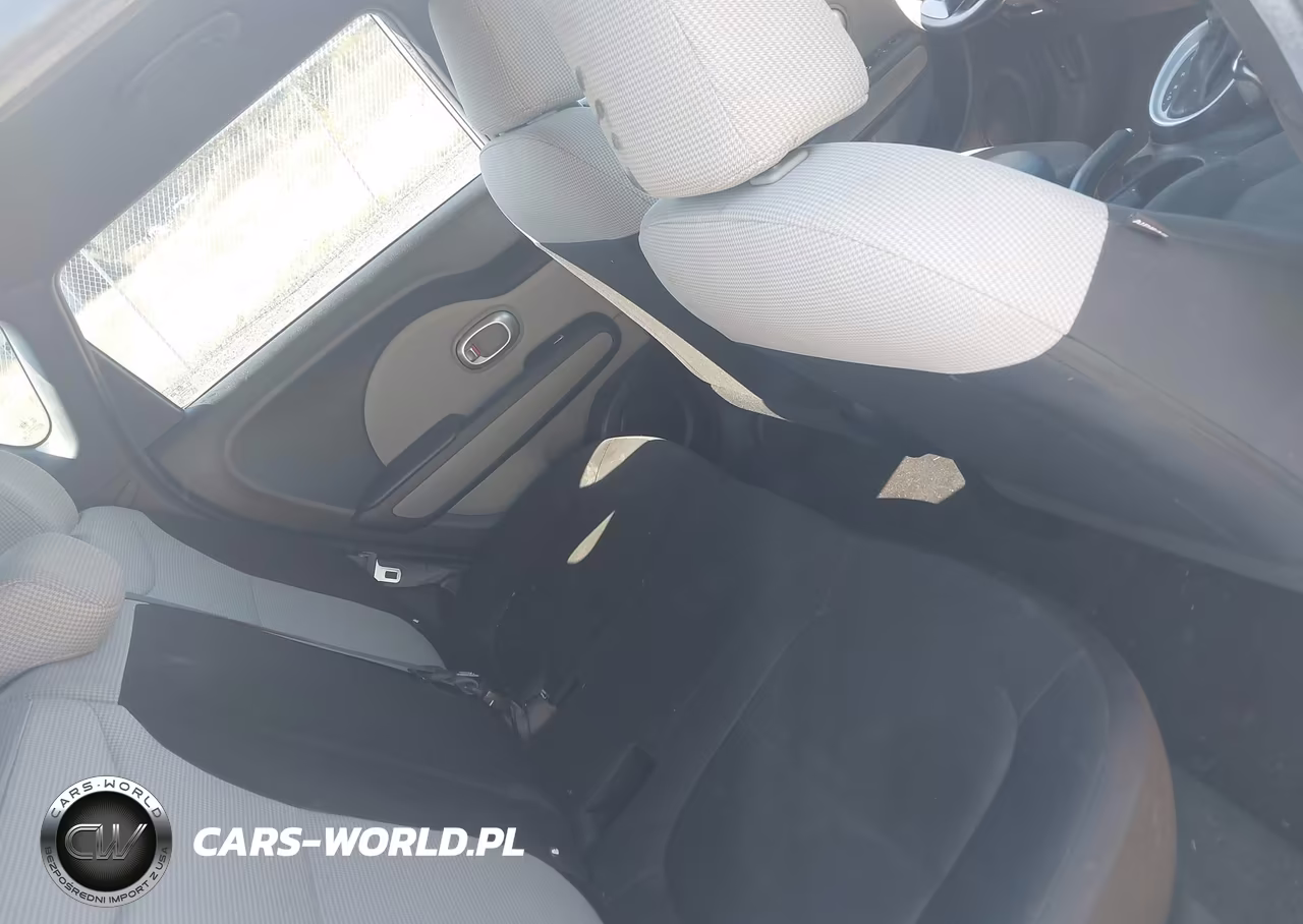 2017 Kia Soul VIN:KNDJN2A2XH7455720 - 8
